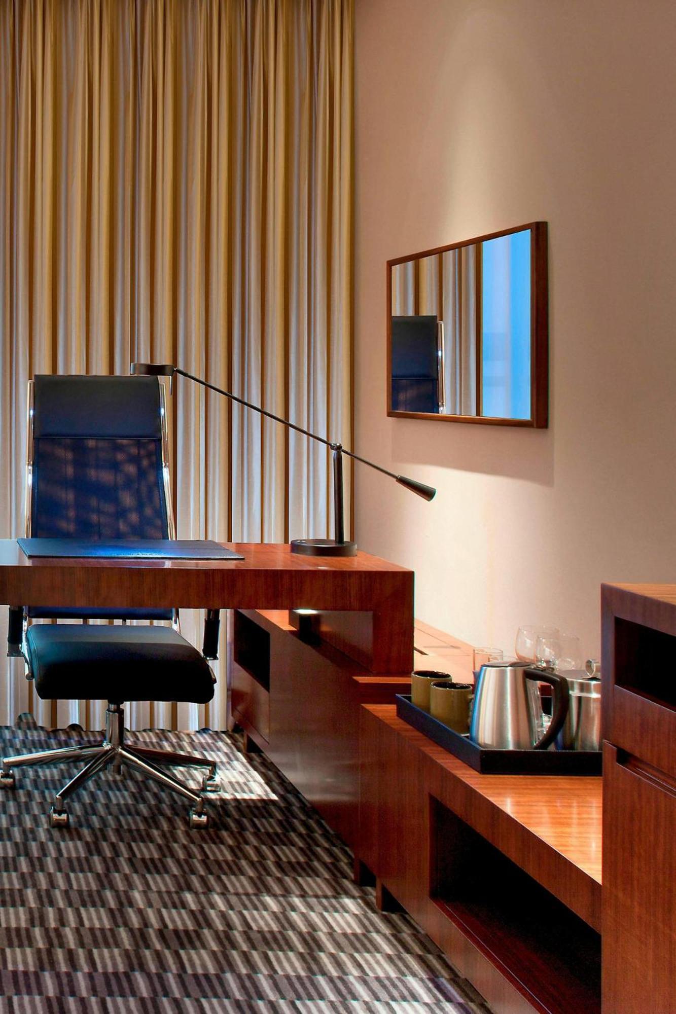 Four Points By Sheraton Taicang Exterior photo
